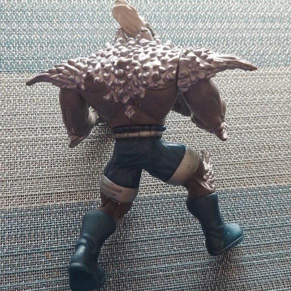 1995 DC Comics Man of Steel Doomsday Action Figure  EUC DISPLAY CONDITION - Picture 2 of 5